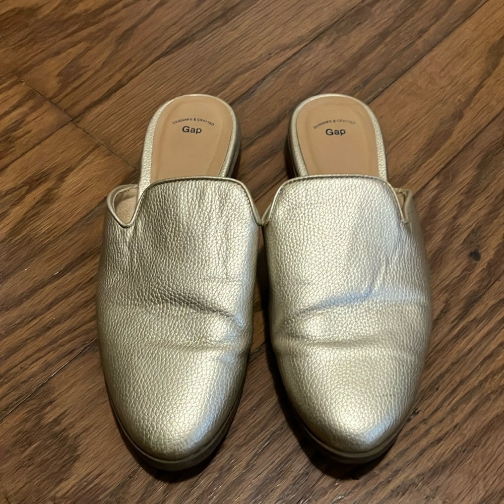 GAP Gold Mules Elegant Slip-On Footwear